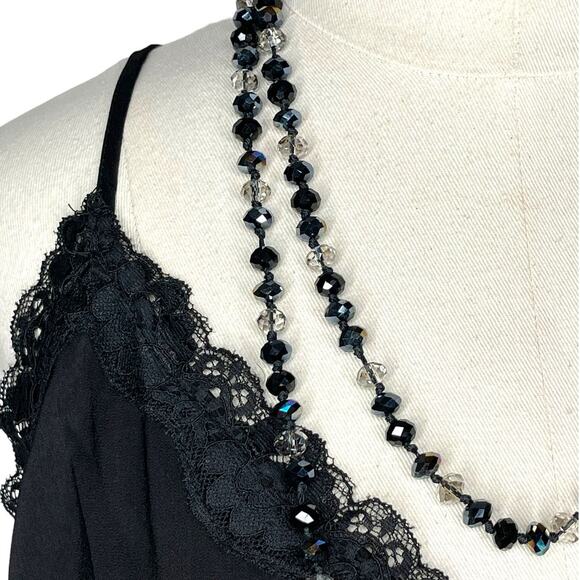 Black and Clear Crystal Endless Faceted Beaded Necklace 27" Fashion Jewelry - Picture 3 of 4